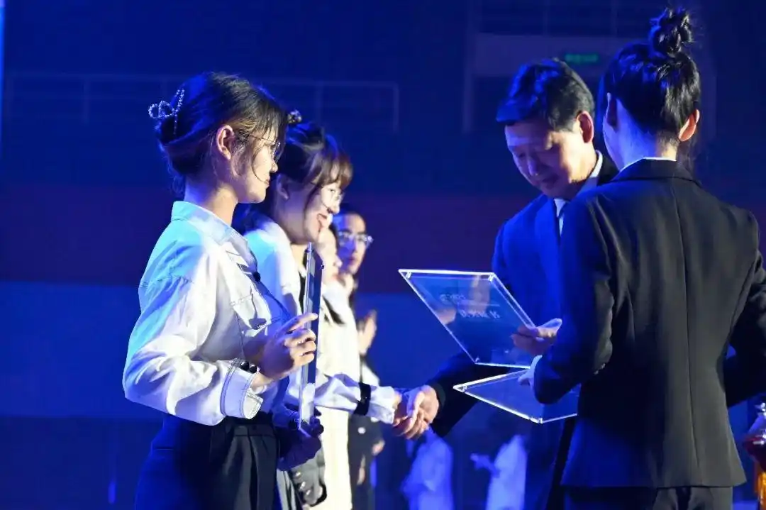 青创北京挑战杯红色实践专项赛揭榜挂帅专项赛科技冬奥专项赛_青创北京挑战杯首都大学生课外学术科技作品竞赛特等奖一等奖二等奖三等奖_大学科技竞赛